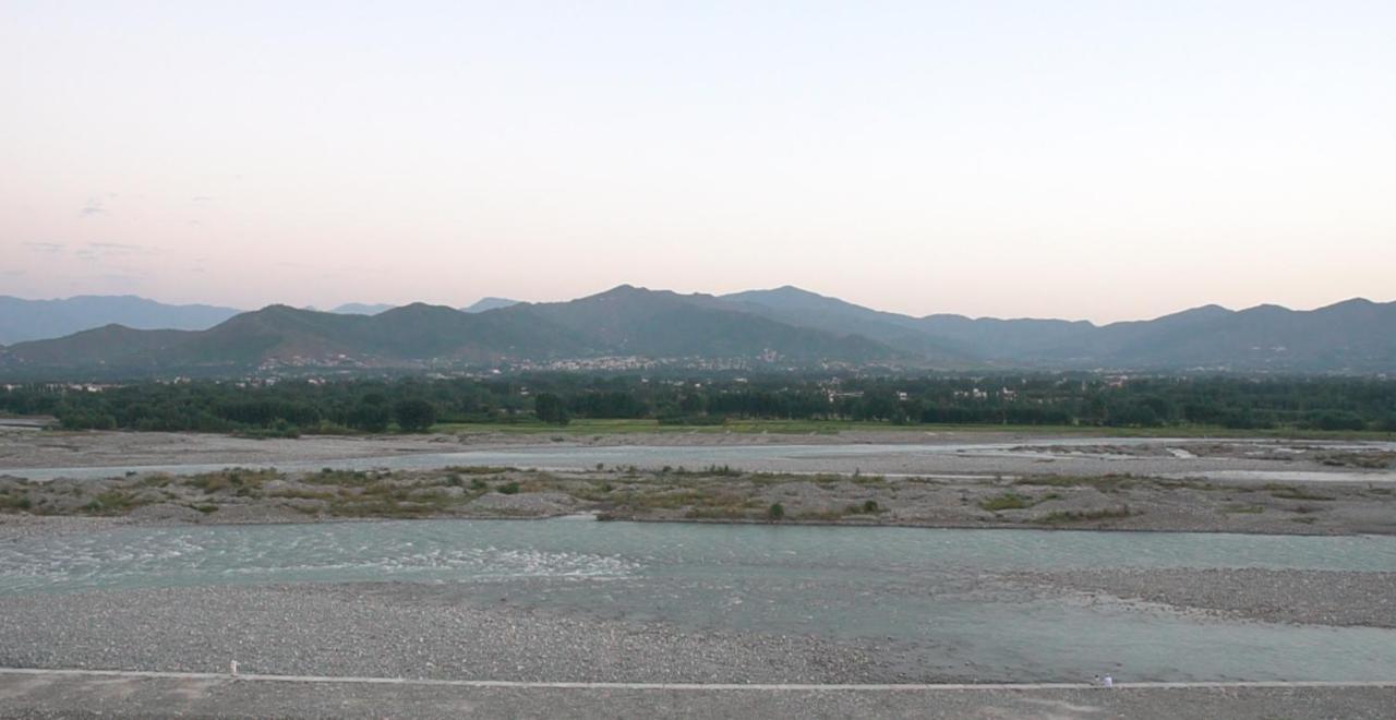 Swat Palace Hotel By Northin Mam Derai Buitenkant foto