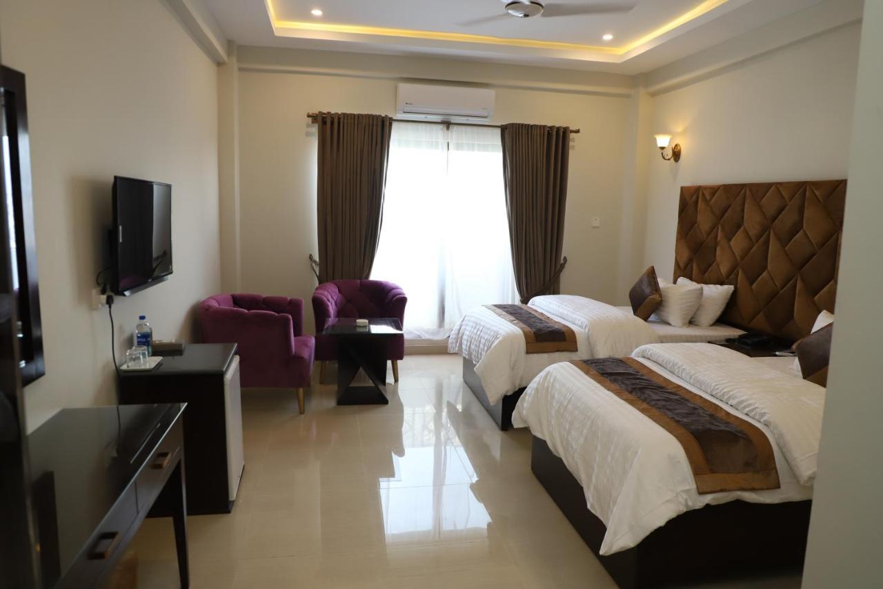 Swat Palace Hotel By Northin Mam Derai Buitenkant foto