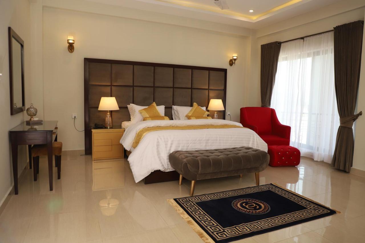 Swat Palace Hotel By Northin Mam Derai Buitenkant foto