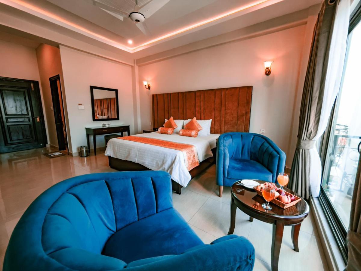 Swat Palace Hotel By Northin Mam Derai Buitenkant foto