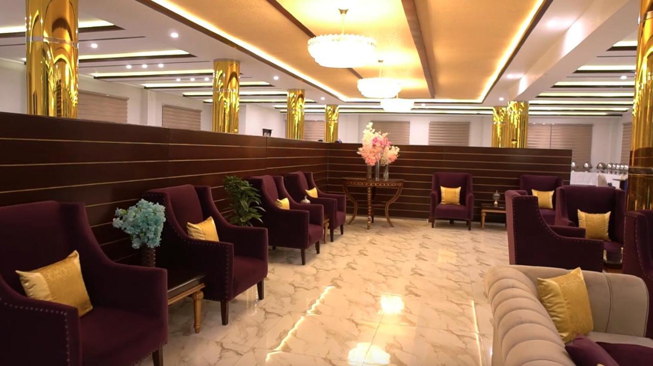 Swat Palace Hotel By Northin Mam Derai Buitenkant foto