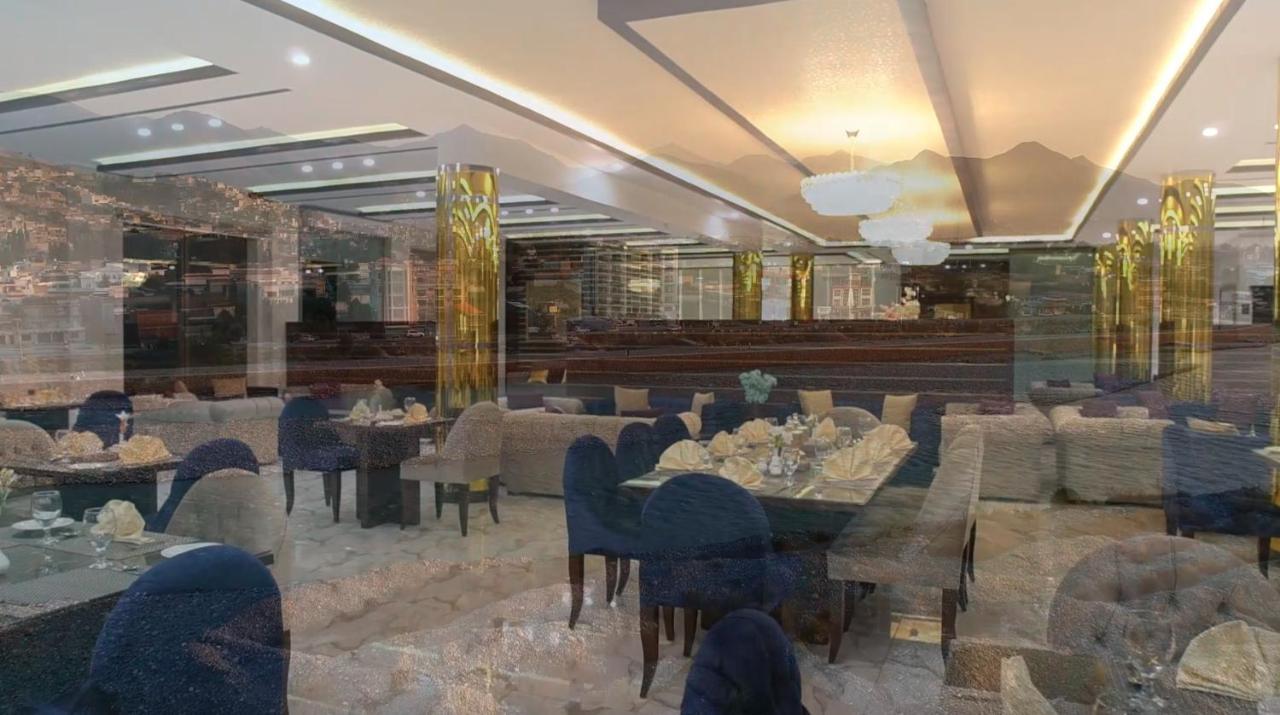 Swat Palace Hotel By Northin Mam Derai Buitenkant foto
