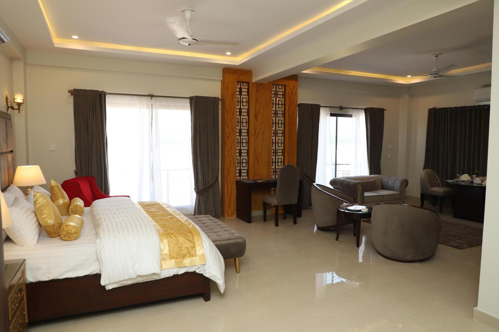 Swat Palace Hotel By Northin Mam Derai Kamer foto